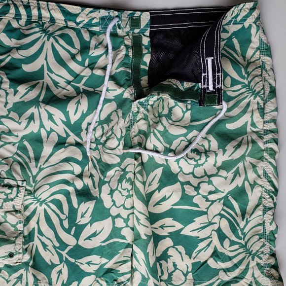 LANDS' END Men's 9" Quick Dry Cargo Swim Trunks with Liner Size L 36-38 - Picture 5 of 10